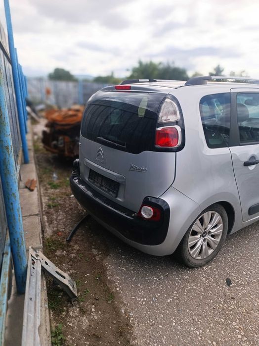 citroen c3 picasso 1.6 HDI на части