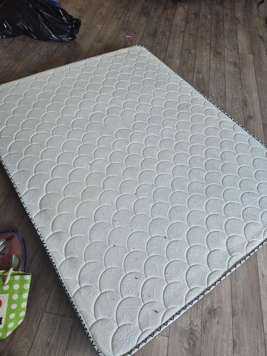 Кровать и матрас 200×200 СРОЧНО!ТОРГ!