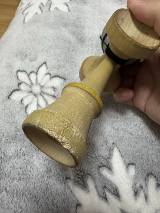 Krom strogo ken tensei kendama europe