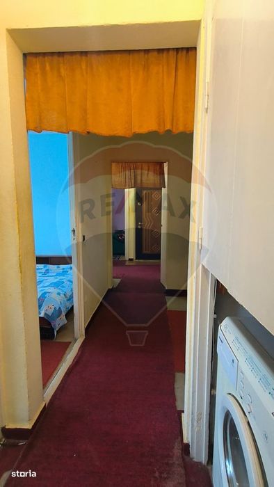 Apartament cu 3 camere de vânzare, decomandat Micro 17- Galați