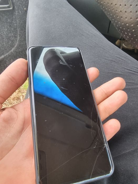 Samsung s20 127gb