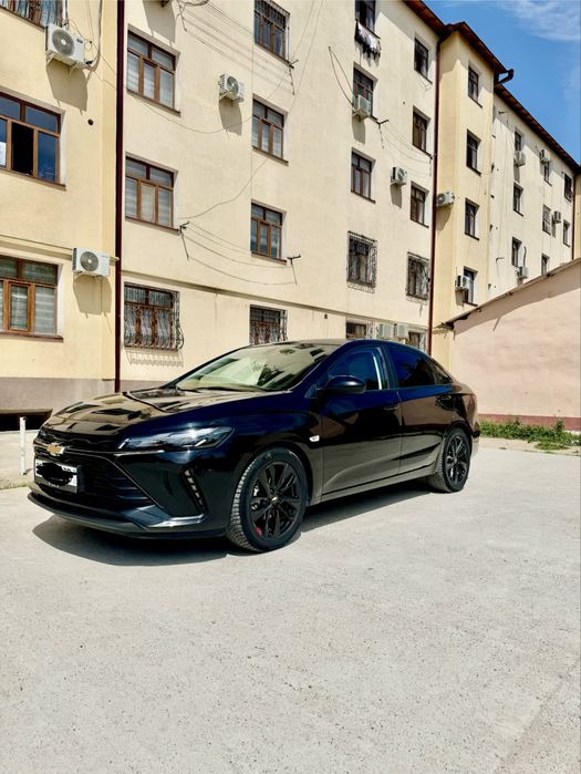 Продается авто Chevrolet Monza 1.5 атмосферный.