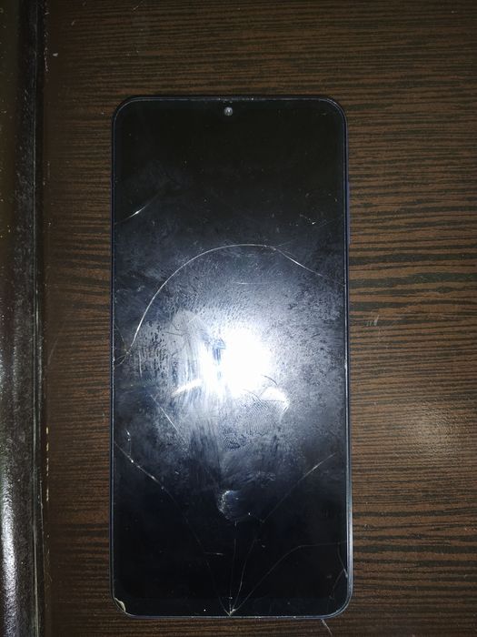 Samsung A13 sotiladi