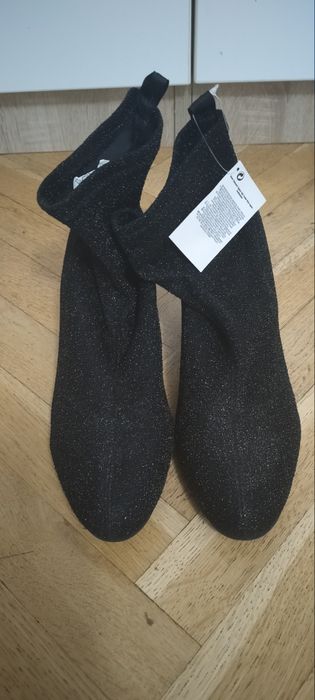 Ghete dama din material textil negru cu puțin sclipici, 38