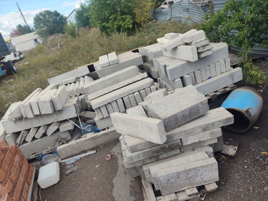 Продам поребрик новые