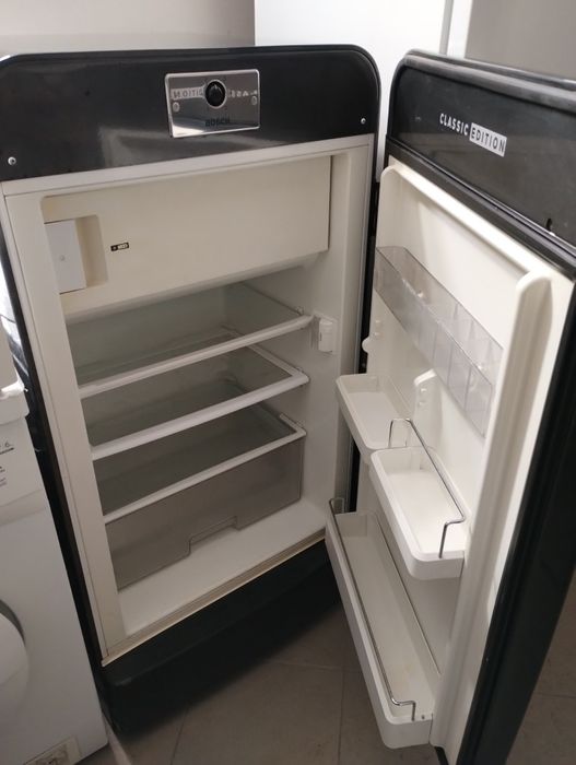 Ретро хладилник BOSCH edition