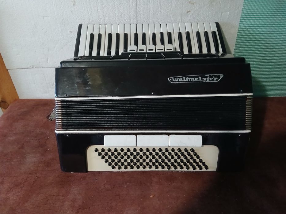 Акоордеон 96 баса