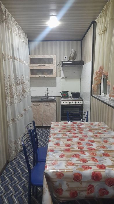 Uy sotiladi 3 xonalik