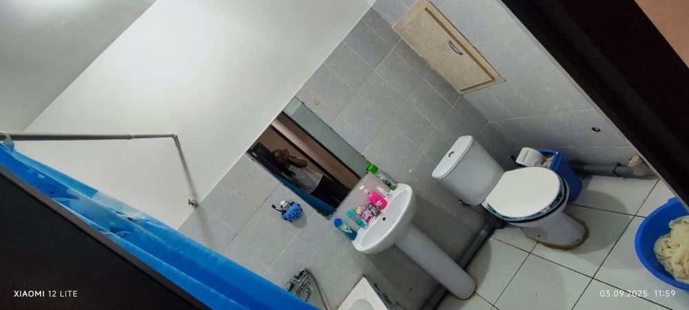 Sergeli metro bekati oldida qizlarga kvartira bezmakler bezxazayn