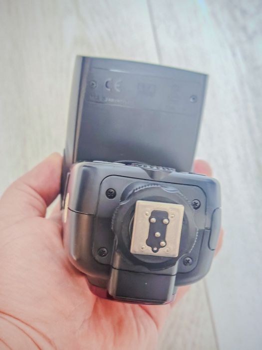 Blitz Godox TT685n+2 seturi acumulatori