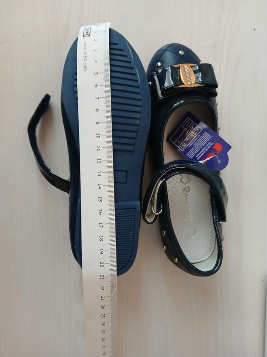 Обувки за момиче