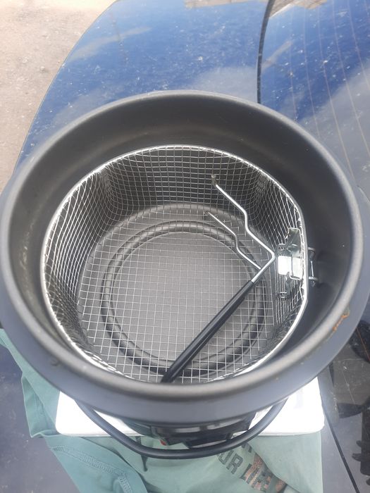 Продам фритюрницу