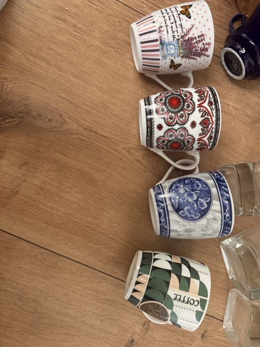 Set cafea apa nou si vase bucatarie