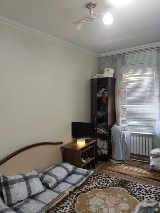 Продам Квартиру 4 комнатная балкон +1 комната