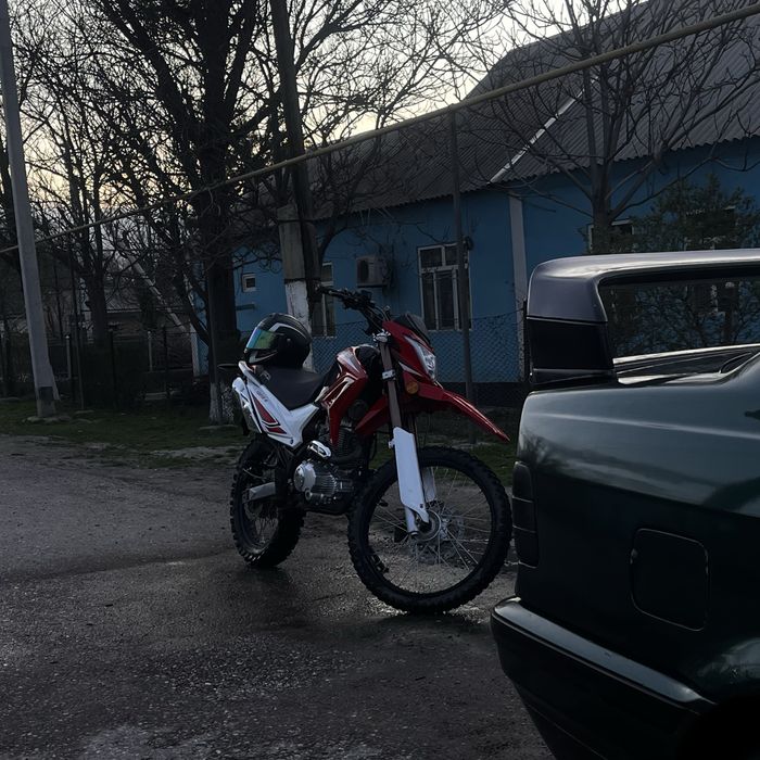 Мотоцыкл Yaqi 250cc
