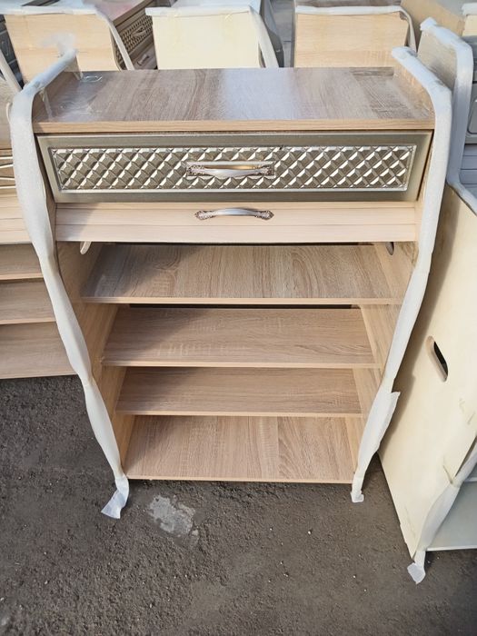 Oyoq kiyim qoyadigan SEHDAN