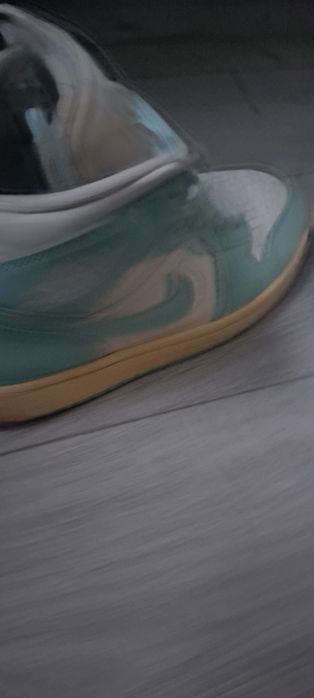 Adidași nike air jordan 1 mod ice blue