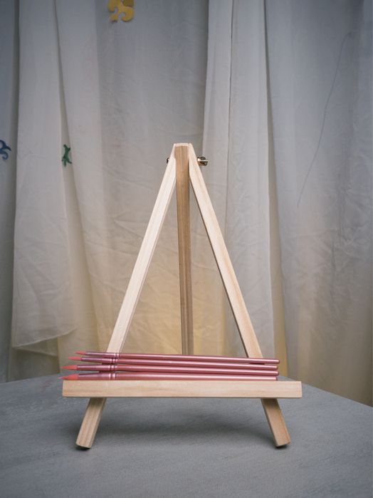 Мольберт деревянный