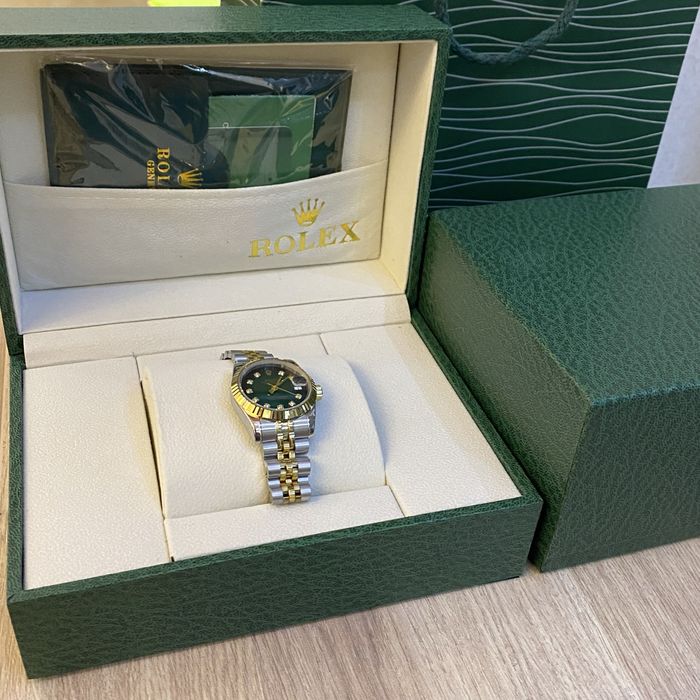 Часы Ролекс новые в упаковке