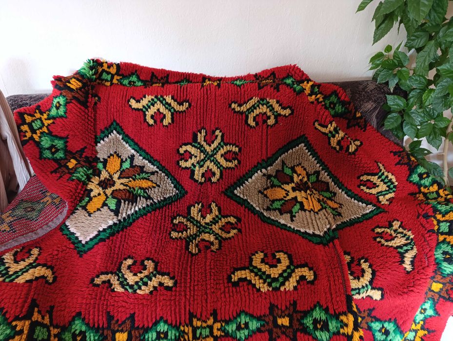 дебел вълнен губер