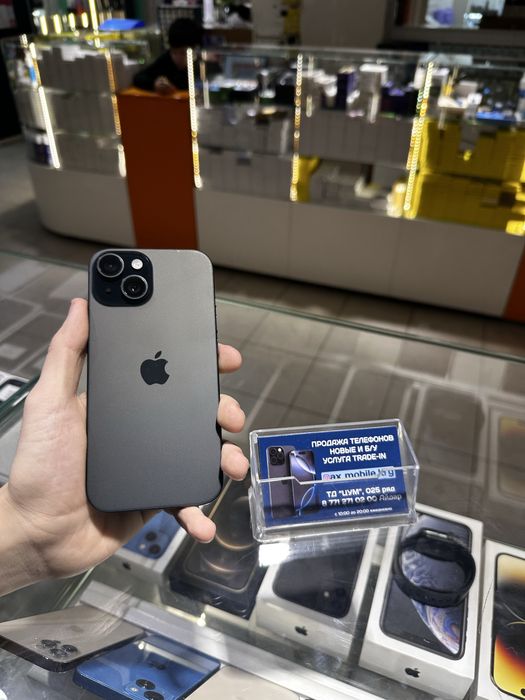 iPhone 15 128GB на гарантий/Айфон 15