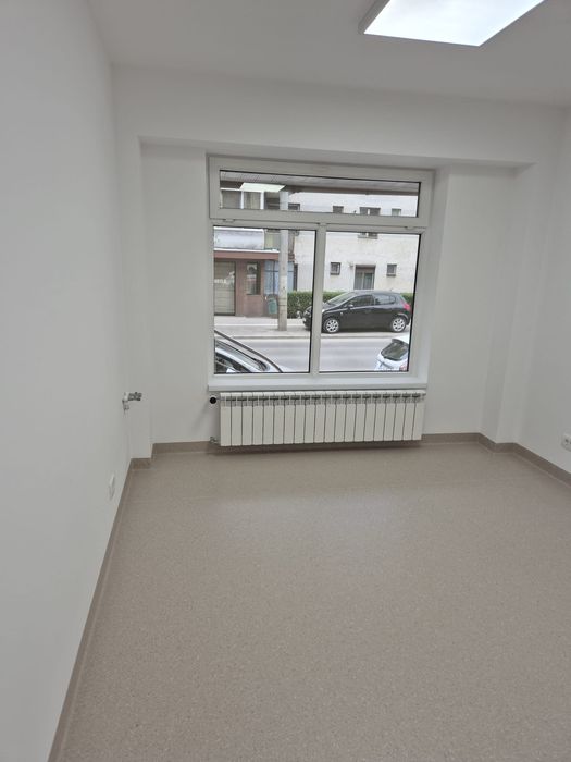 Spatiu comercial - birouri sau cabinete medicale