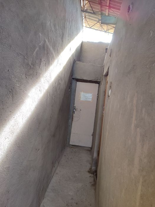 Ucashka sotiladi  8.7 sotix