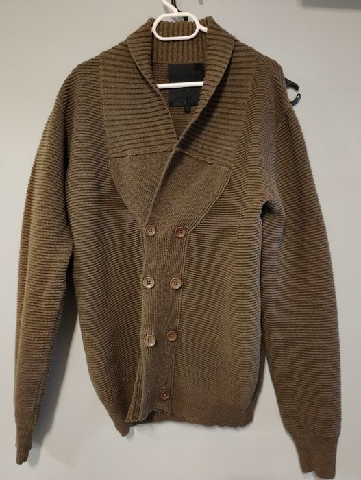 Лот панталони, жилетка, половер