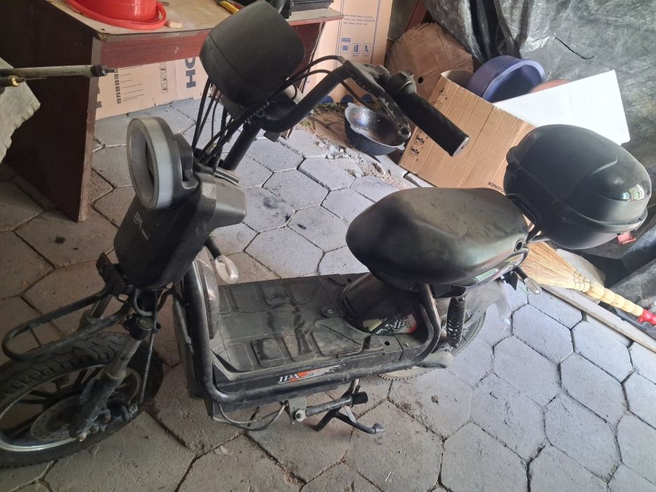 Skuter sotiladi eloktrini