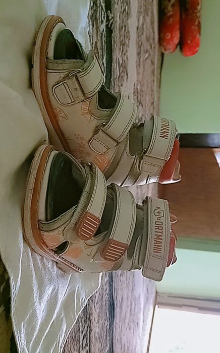 Обувь ортопедические для девочек.