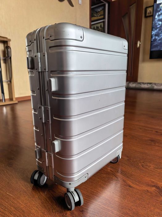 Продаю не большой чемодан