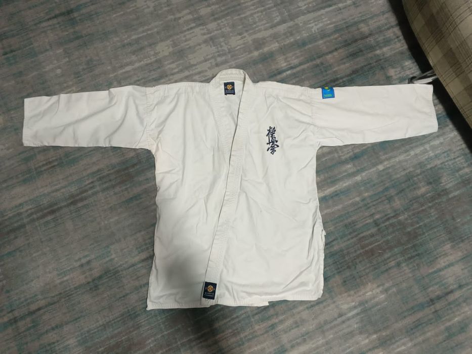 Продам экипировку для каратэ