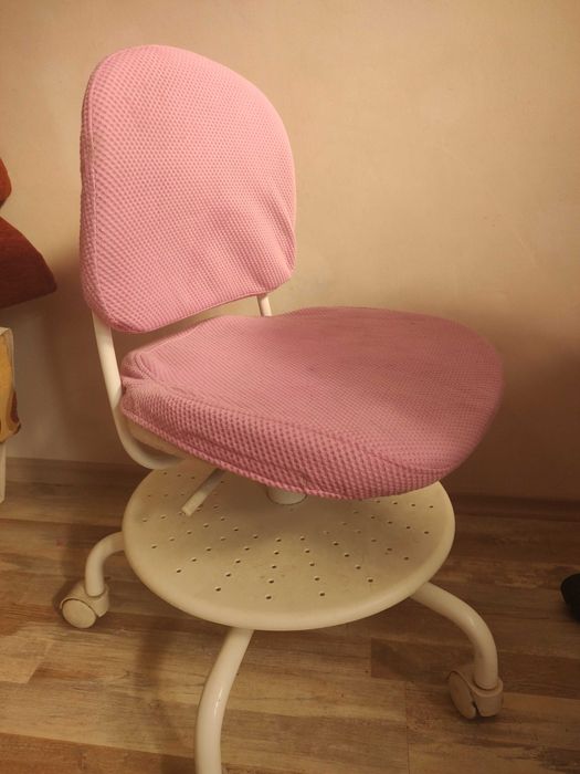 Детски стол за бюро