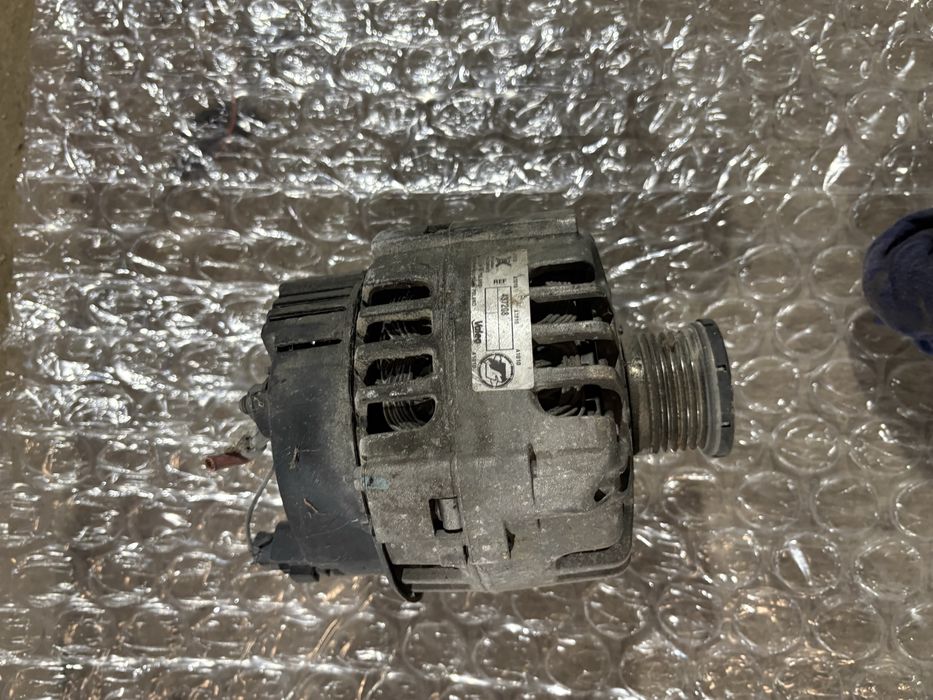 Renault Clio 1.5 dci 2002 година Динамо