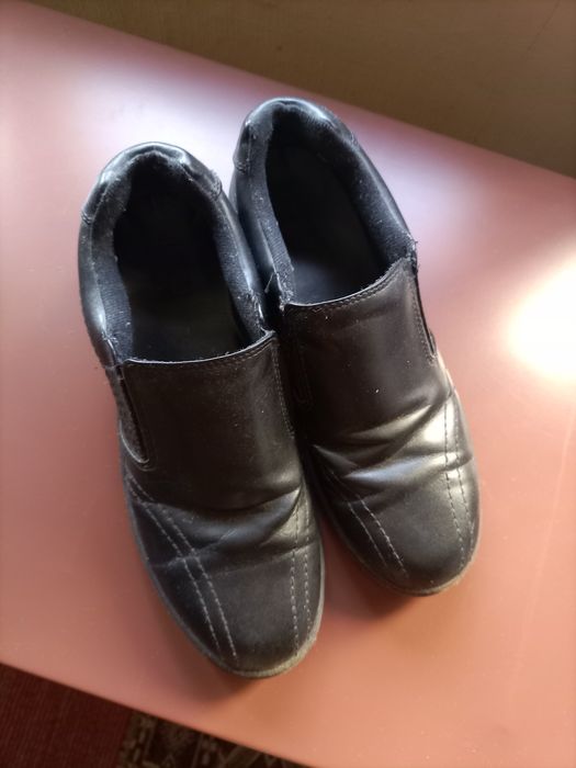 Дамски обувки от естествена кожа