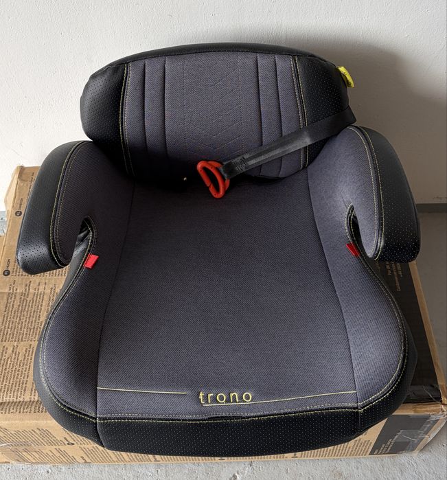 Inaltator auto Chipolino Trono cu sistem Isofix
