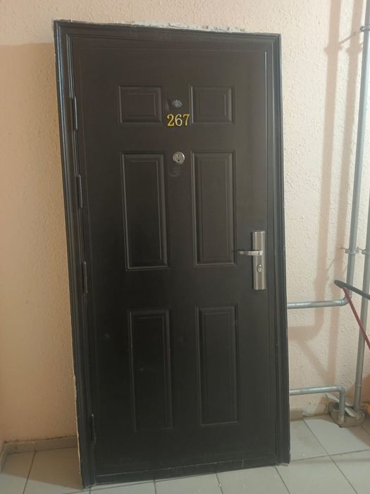 Сыртка есік сатылады