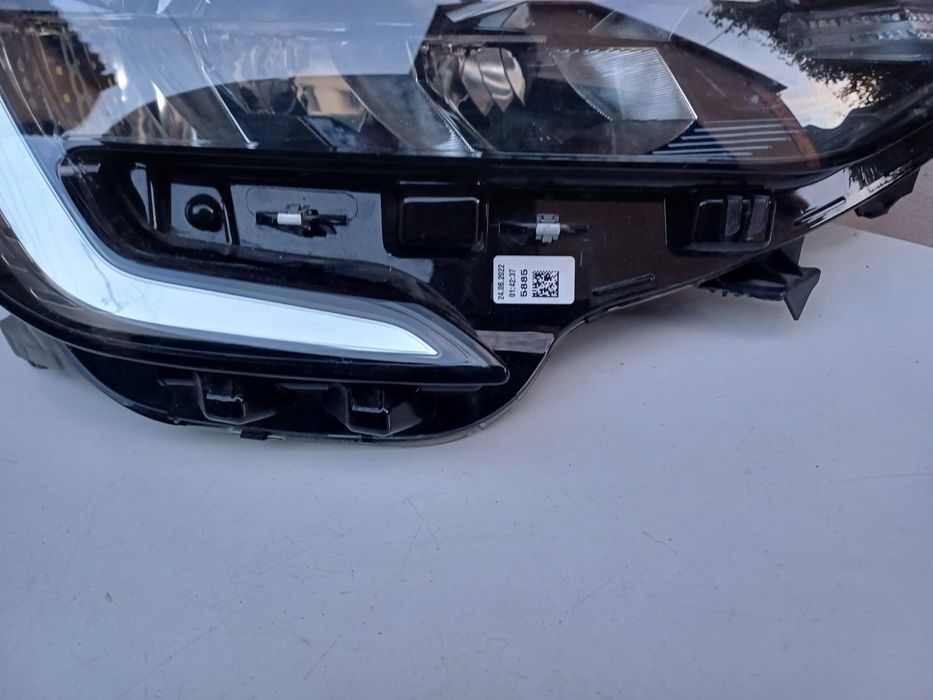 Десен фар за Renalt Clio 5 Led;  2019г.-2023г.