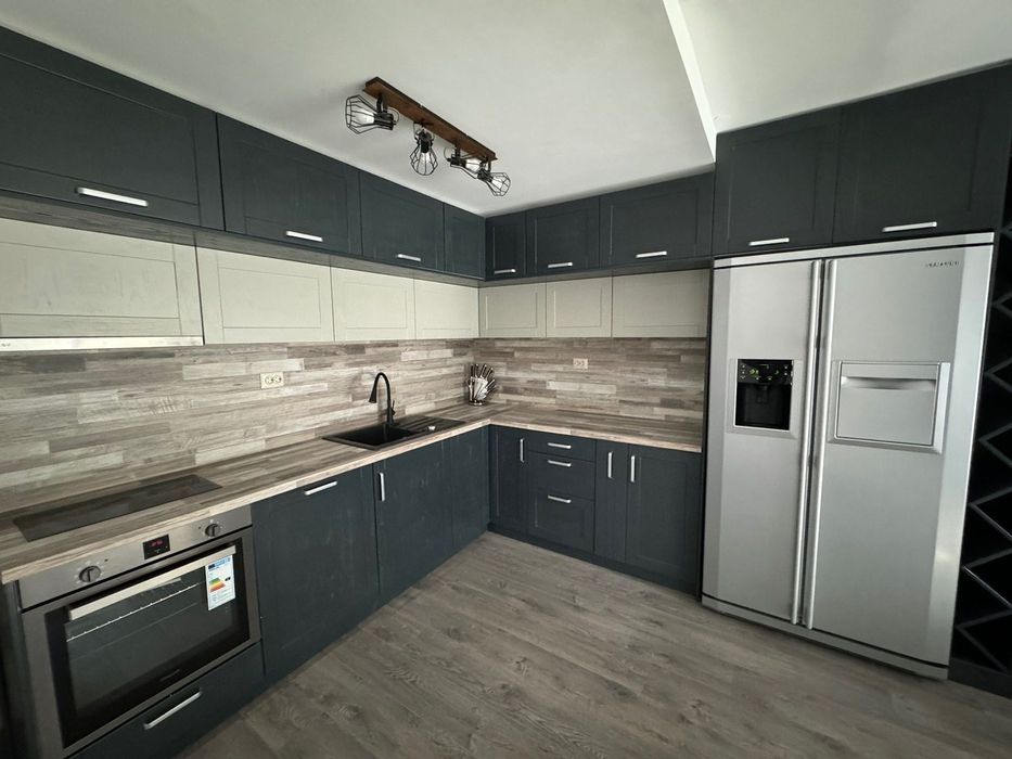 Дава се под наем Тристаен апартамент в Варна, Левски - 65 кв.м за 698.19 € - Снимка #1