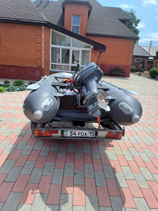 Продам лодку с мотором с прицепом