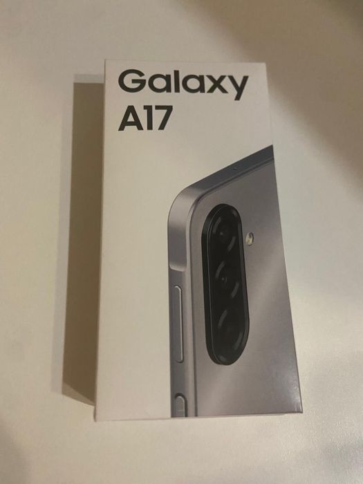 Продам самсунг а17