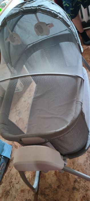 Манеж  люлька электрическая .