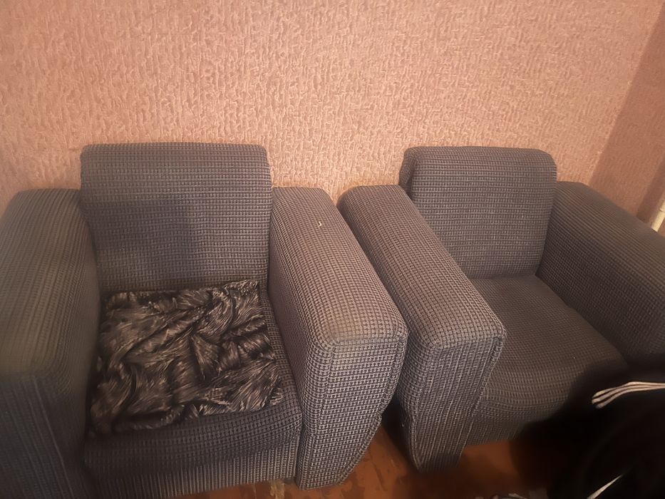 Диван и два кресла