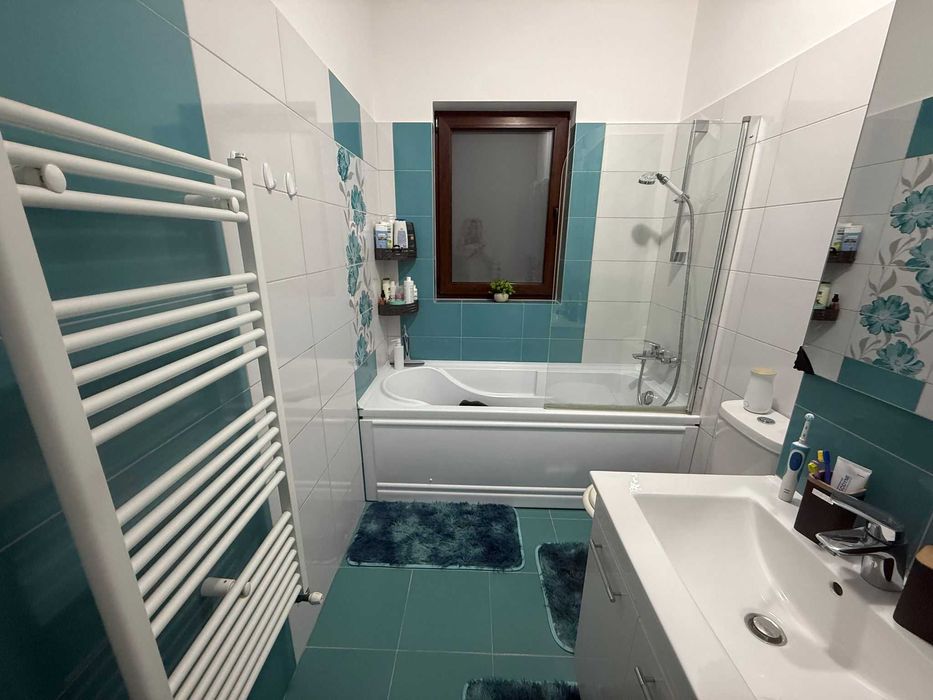 Apartament 2 camere decomandat, cu loc de parcare inclus