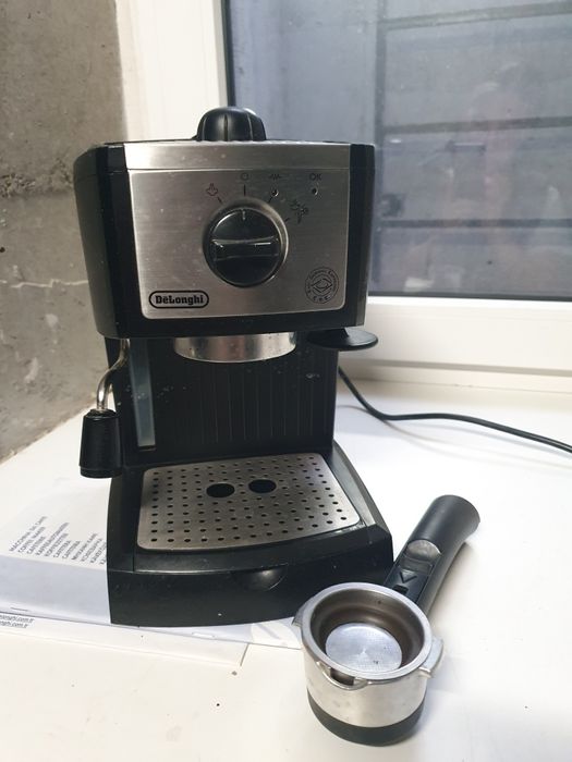 Кофеварка Delonghi