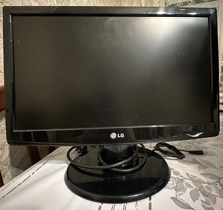 Мониторы Samsung, LG,Qmax