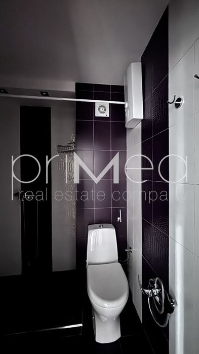 Дава се под наем Тристаен апартамент в Бургас, Изгрев - 108 кв.м за 657.9 € - Снимка #9