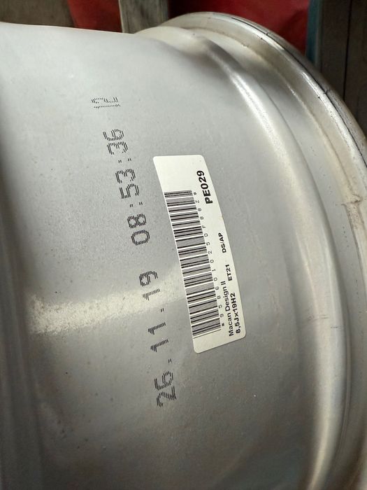 Джанти Порше Макан