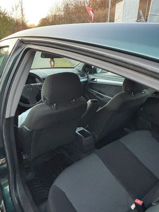 Astra H 1.8 hatchback