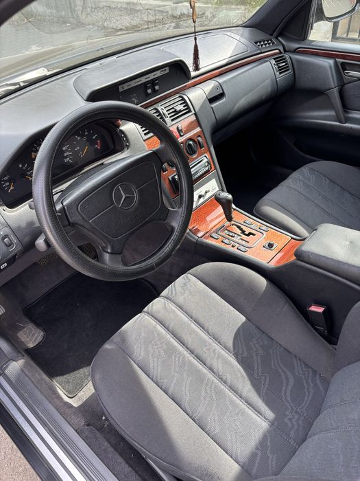 Mercedes E290 W210 - Dric Funerar - S class